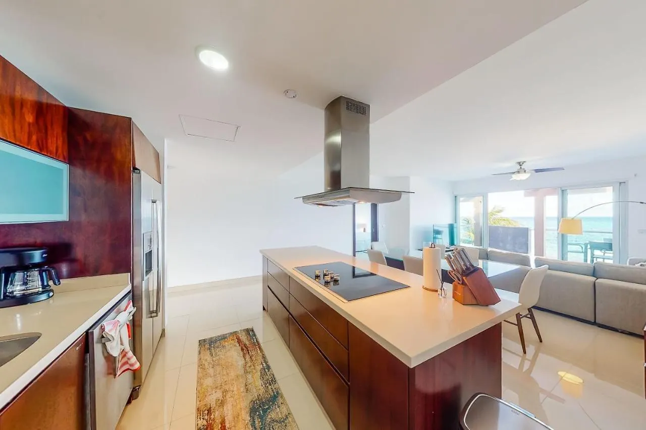Casa Altamar Penthouse Oceanfront 123 Norte @ Mareazul Beachfront Apartment Playa del Carmen 0*,  Mexico