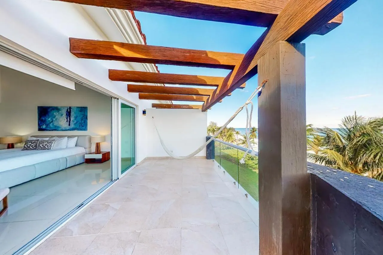 Casa Altamar Penthouse Oceanfront 123 Norte @ Mareazul Beachfront Apartment Playa del Carmen Mexico