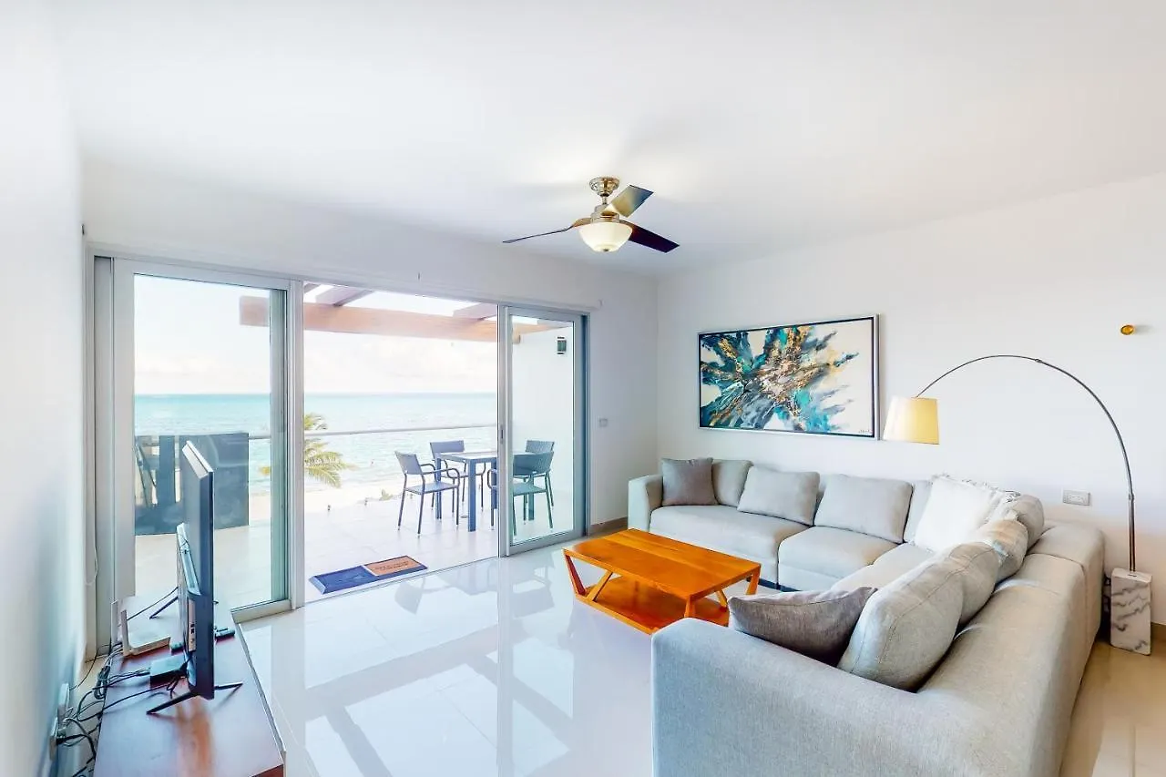 Casa Altamar Penthouse Oceanfront 123 Norte @ Mareazul Beachfront Apartment Playa del Carmen