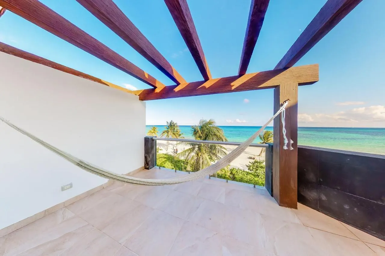 Casa Altamar Penthouse Oceanfront 123 Norte @ Mareazul Beachfront Apartment Playa del Carmen