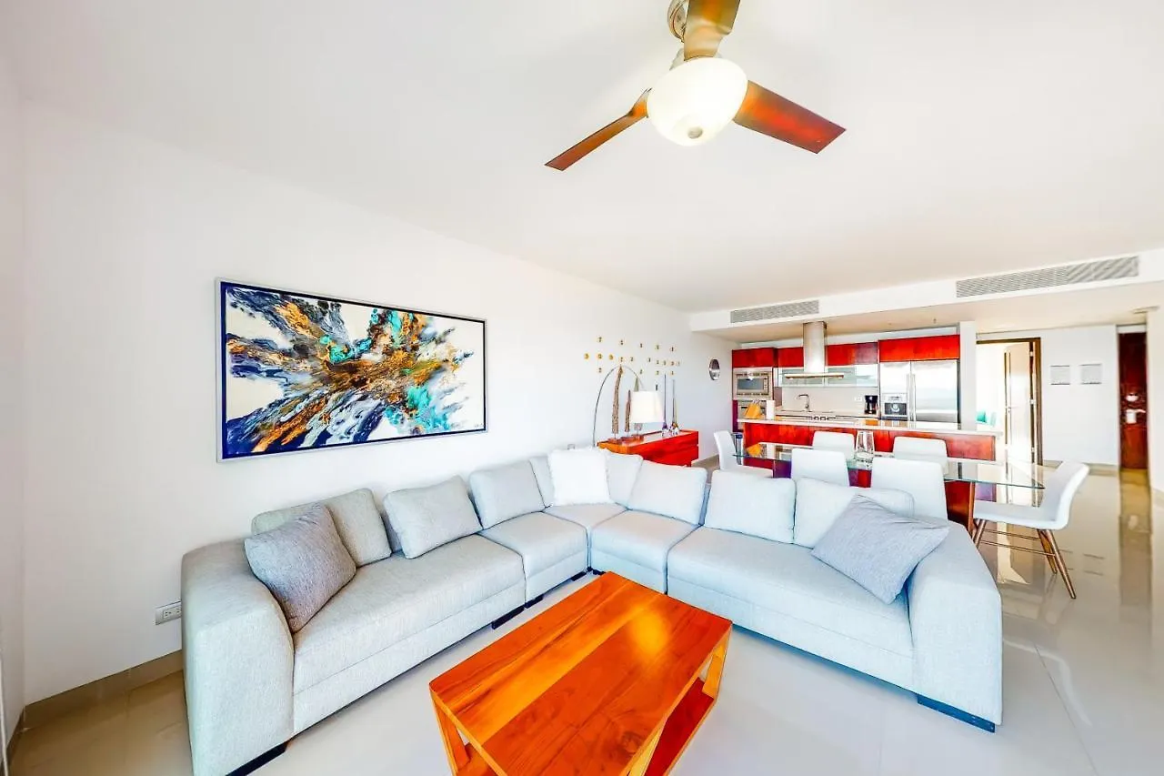 公寓 普拉亚卡门Casa Altamar Penthouse Oceanfront 123 Norte @ Mareazul Beachfront公寓 墨西哥