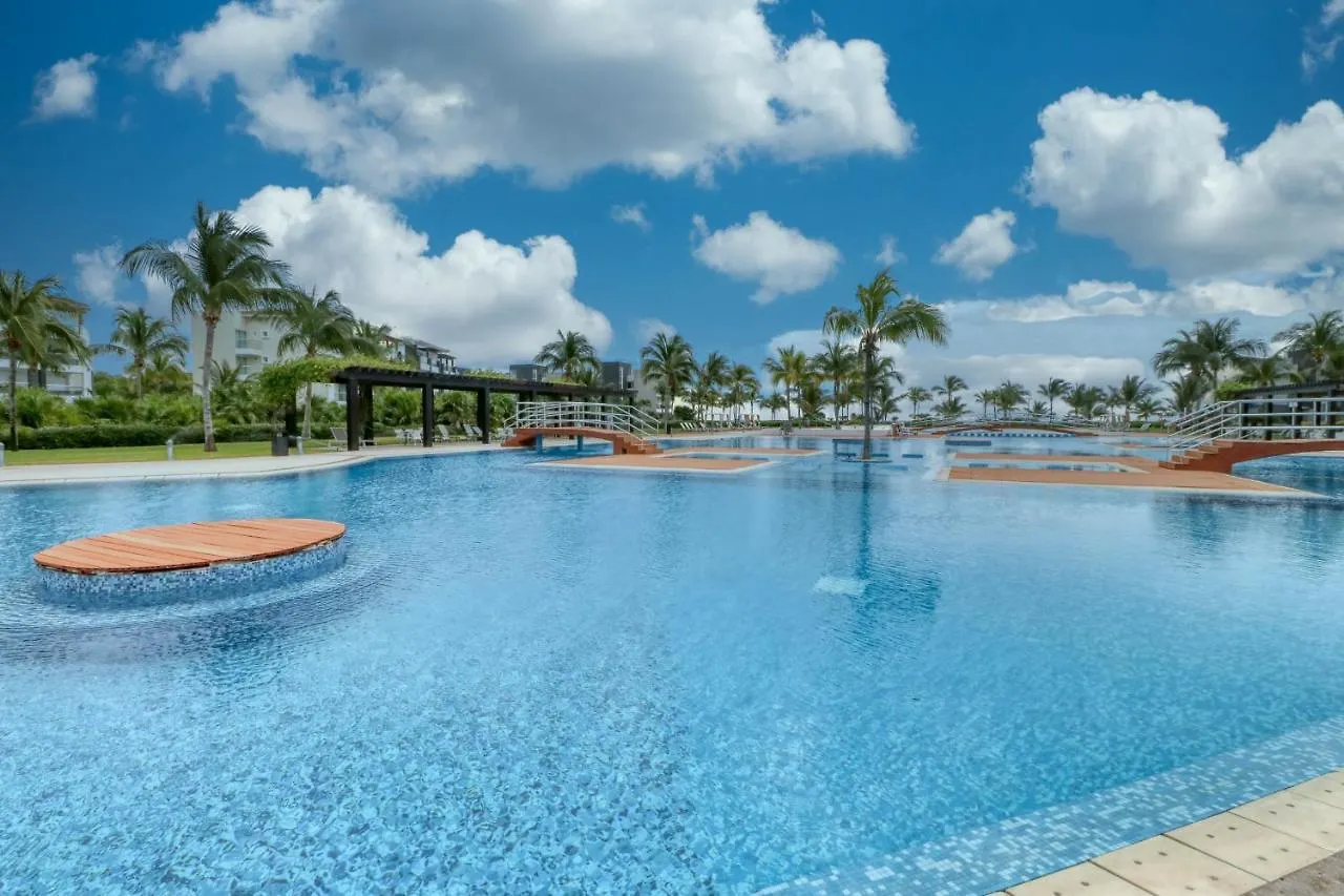 普拉亚卡门Casa Altamar Penthouse Oceanfront 123 Norte @ Mareazul Beachfront公寓 公寓